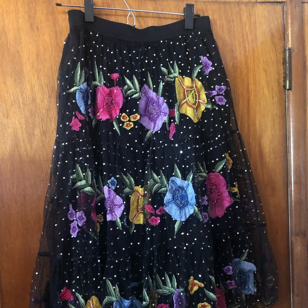 Anthropologie Tulle Floral Embroidered Skirt S/M